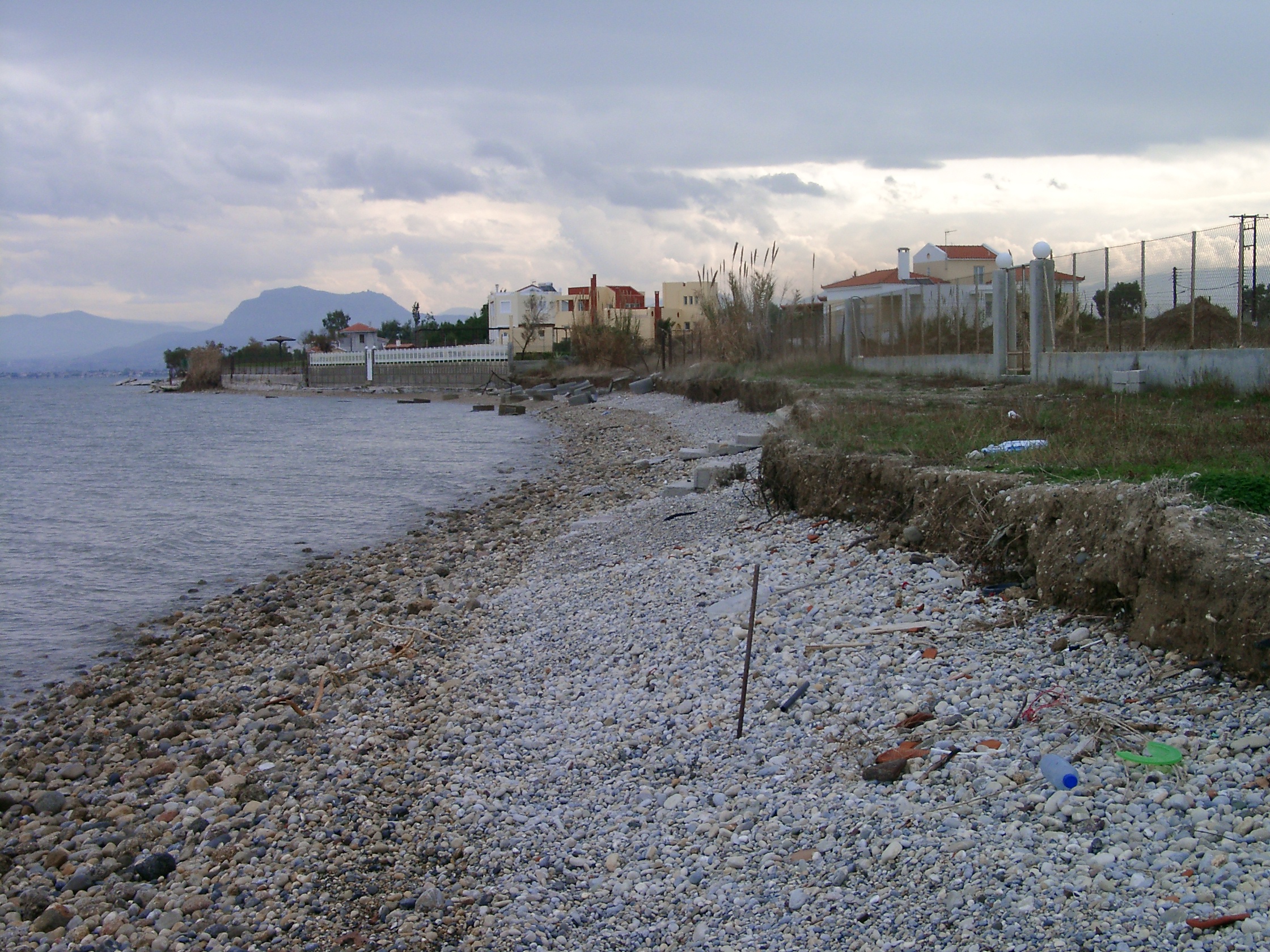 Medmerry, Ηνωμένο Βασίλειο: Η Μεγαλύτερη Ελεγχόμενη Υποχώρηση σε Ανοιχτή Ακτή